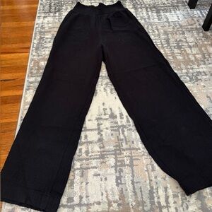 Elegant Black Cropped Pants